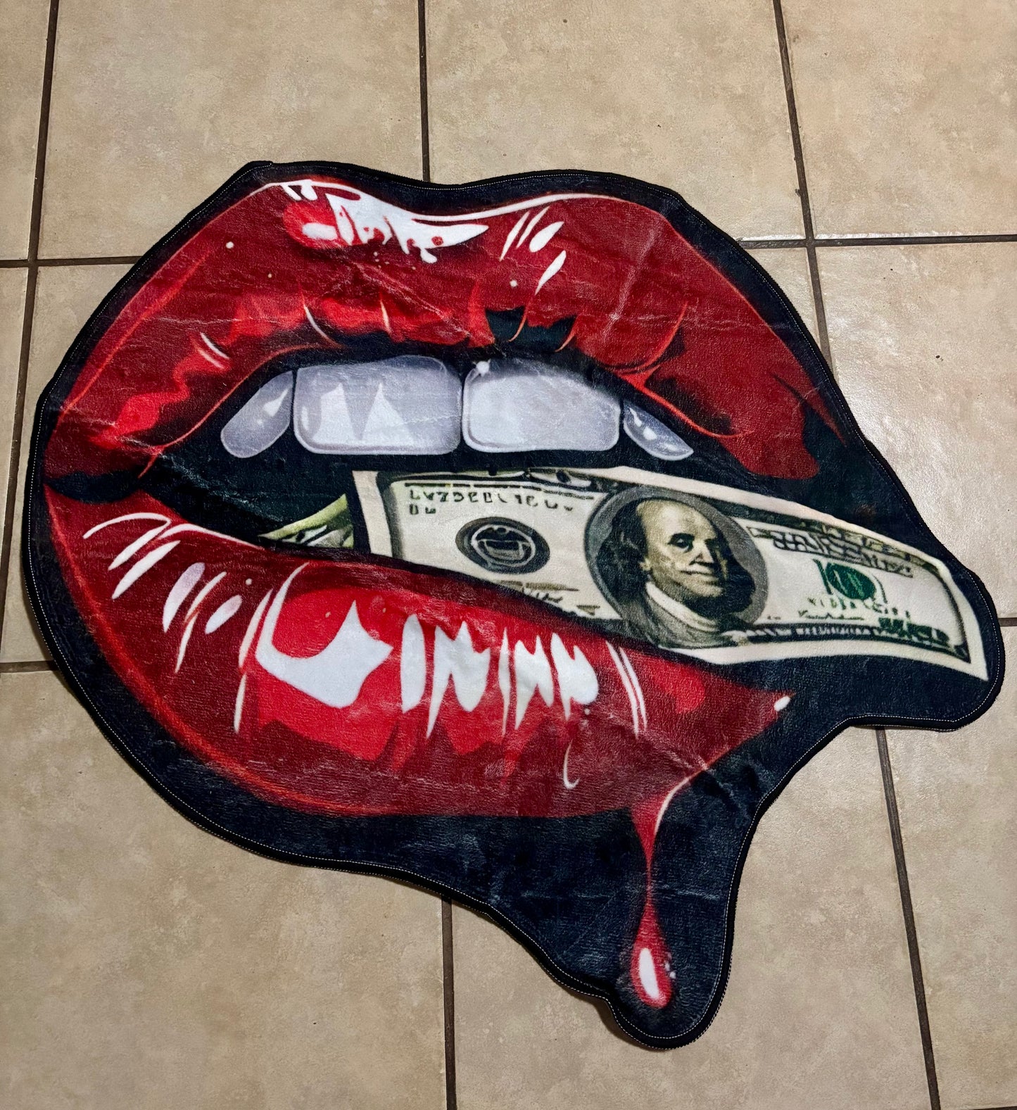 Money Lips , Graphic rug